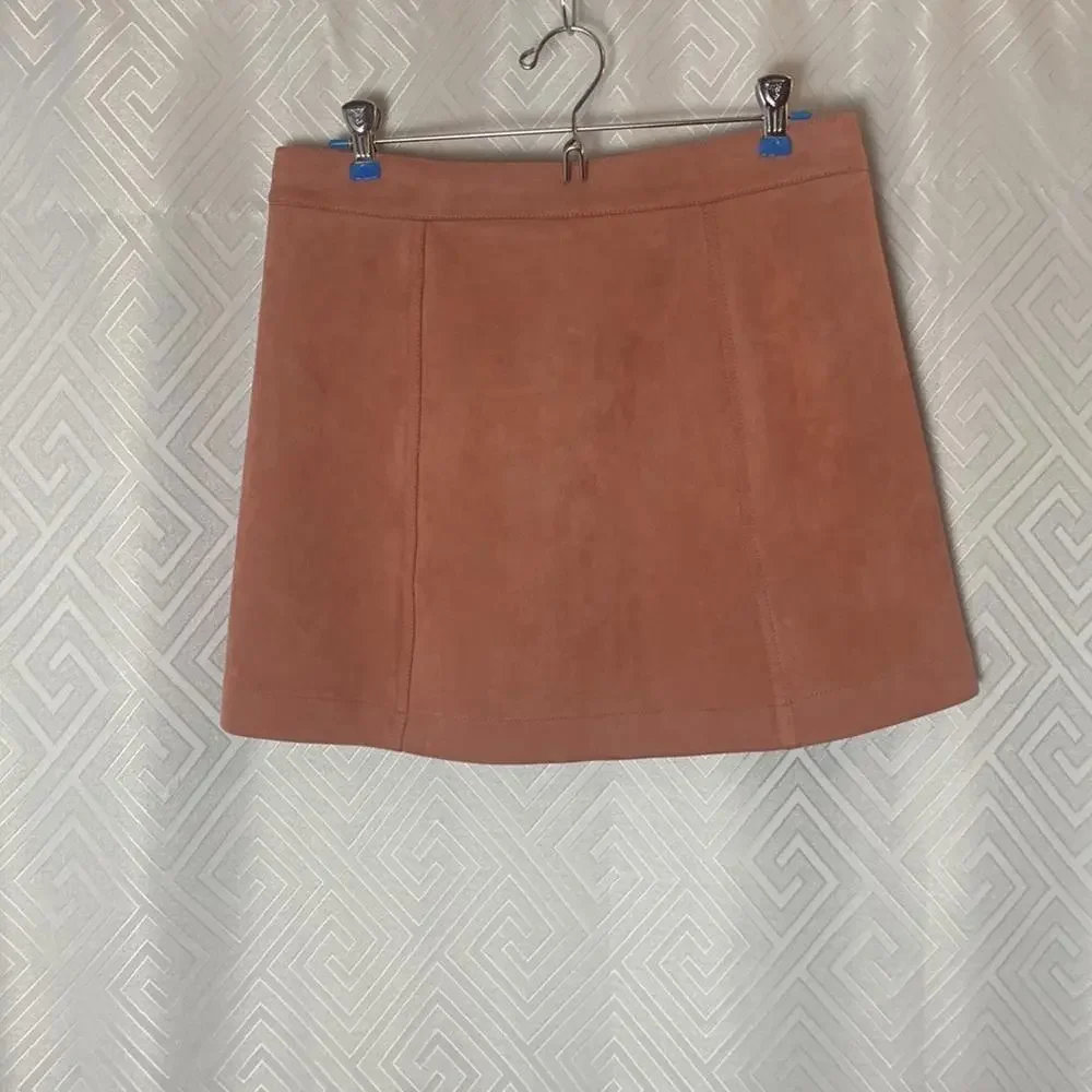 Forever 21 Faux Suede Skirt Women’s Size 6